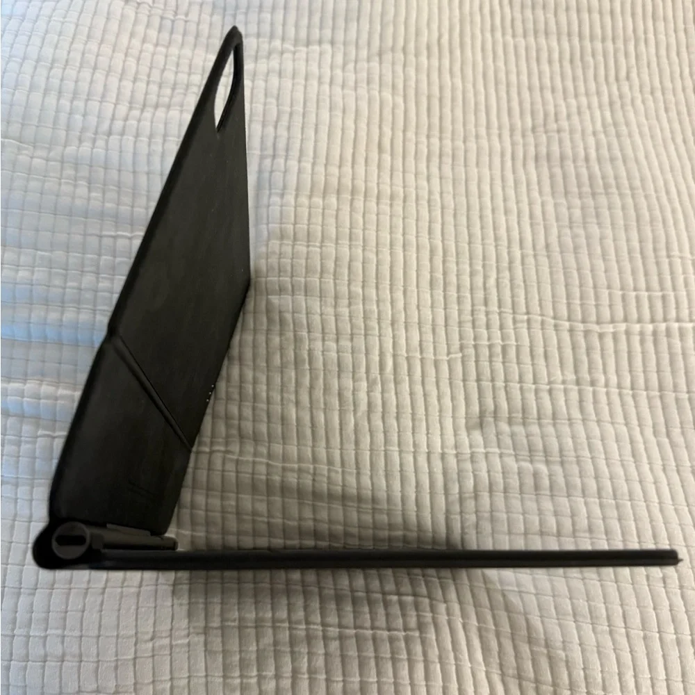 Apple Magic Keyboard Model A2261